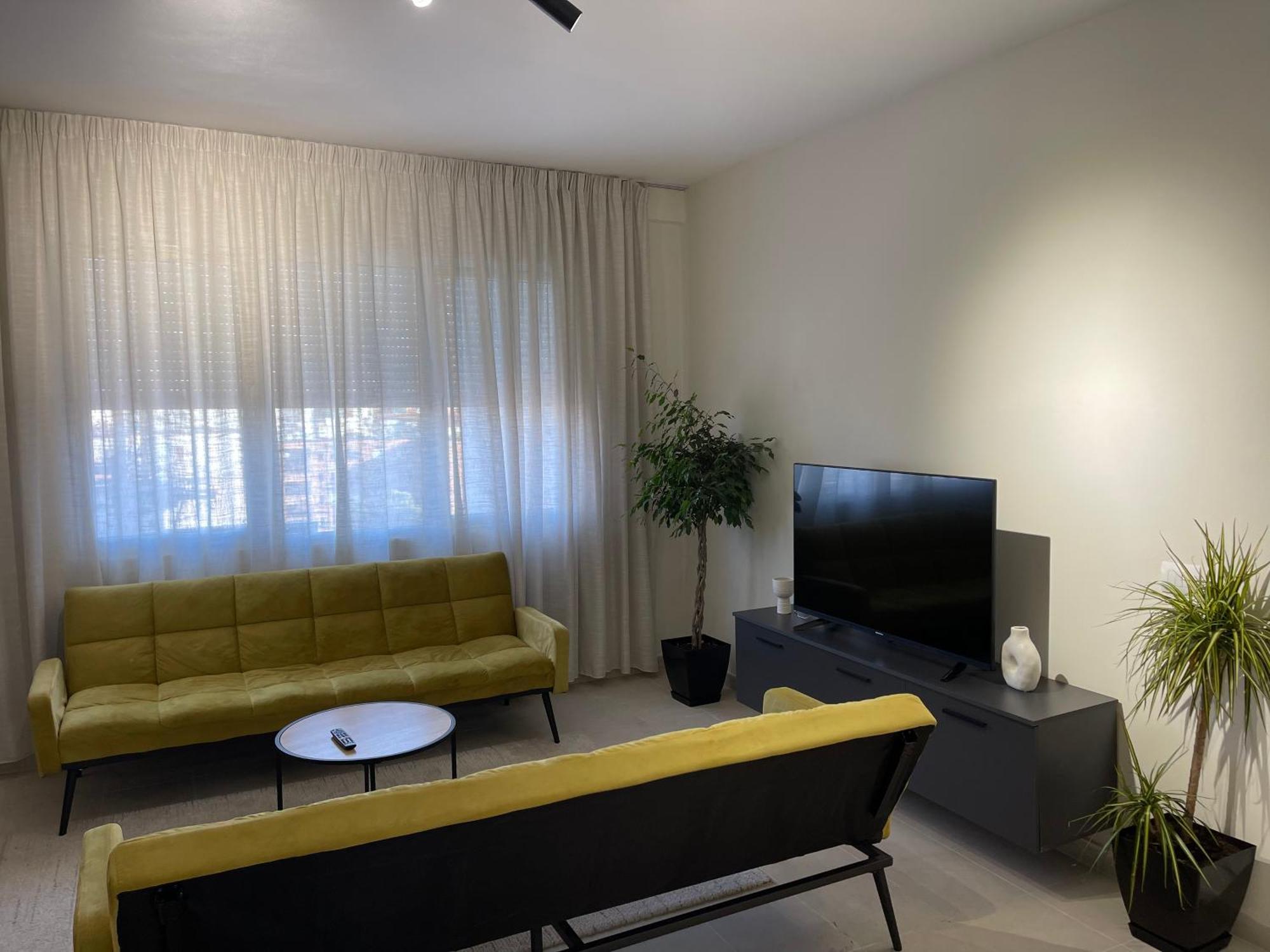 New Bazar - 2 Rooms Apartment Tirana Bagian luar foto
